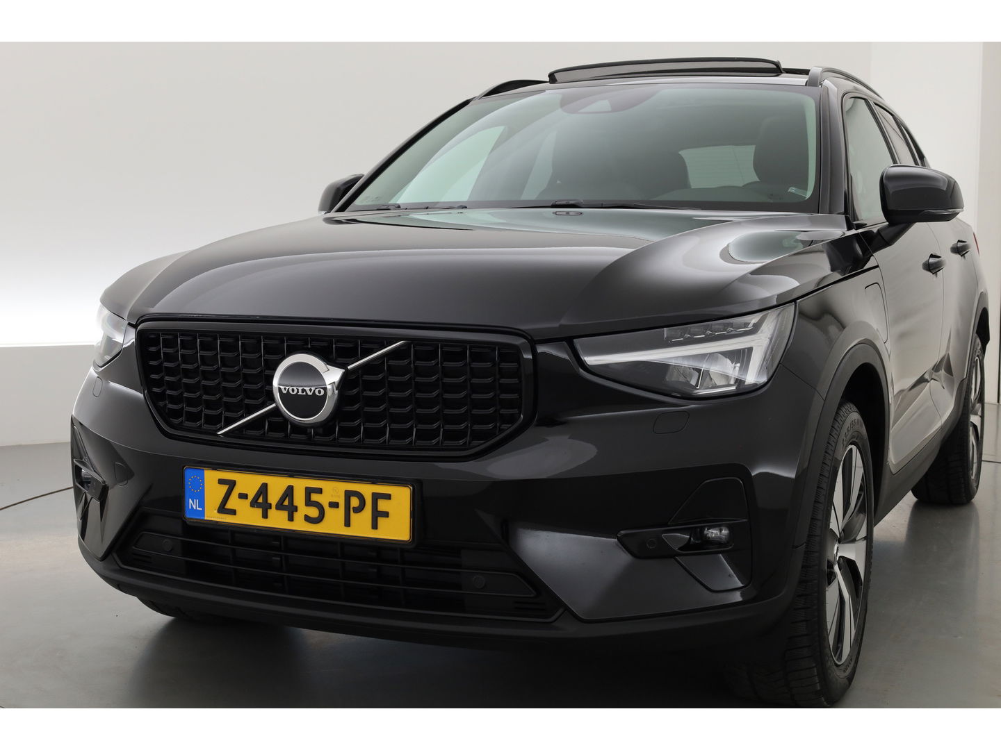 Volvo XC40 1.5 T4 Plug-in hybrid Plus Bright |SOH 96.9%| Pano | Leder | Harman Kardon | Memory | Dig. Cockpit | Cruise Control | Keyless