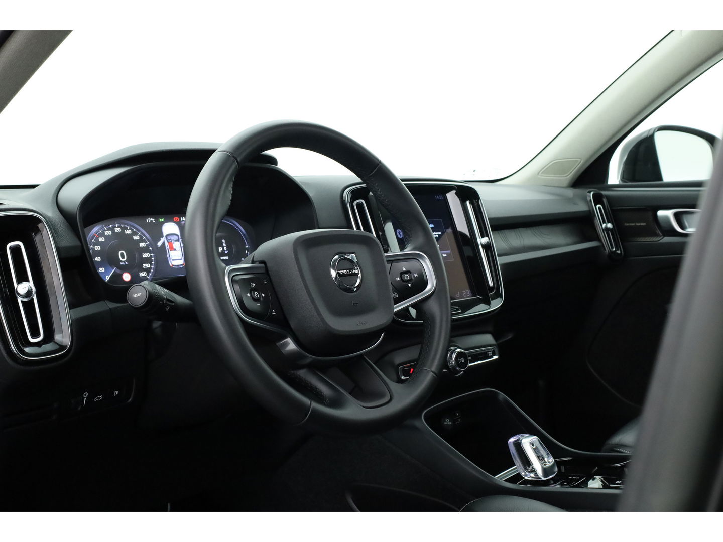 Volvo XC40 1.5 T4 Plug-in hybrid Plus Bright |SOH 96.9%| Pano | Leder | Harman Kardon | Memory | Dig. Cockpit | Cruise Control | Keyless