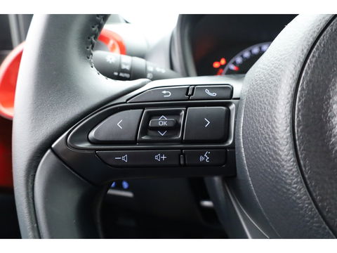 Toyota Aygo X 1.0 VVT-i MT Envy | Adapt. Cruise | Keyless | Apple CarPlay & Android Auto | Camera+PDC | Stoelverw. | DAB