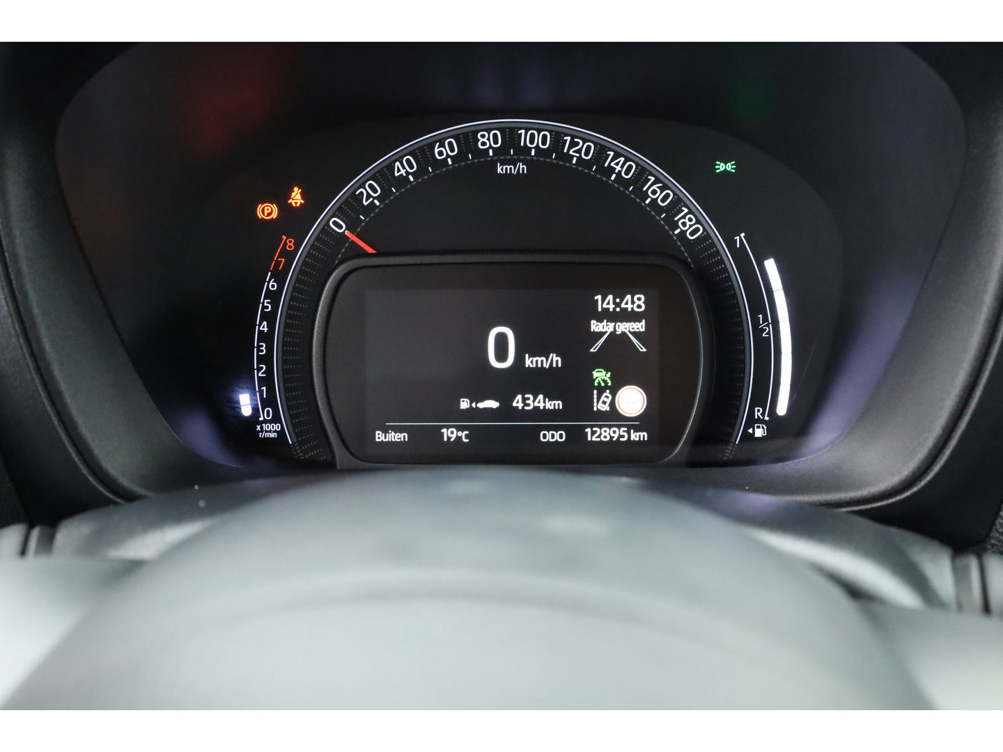 Toyota Aygo X 1.0 VVT-i MT Envy | Adapt. Cruise | Keyless | Apple CarPlay & Android Auto | Camera+PDC | Stoelverw. | DAB