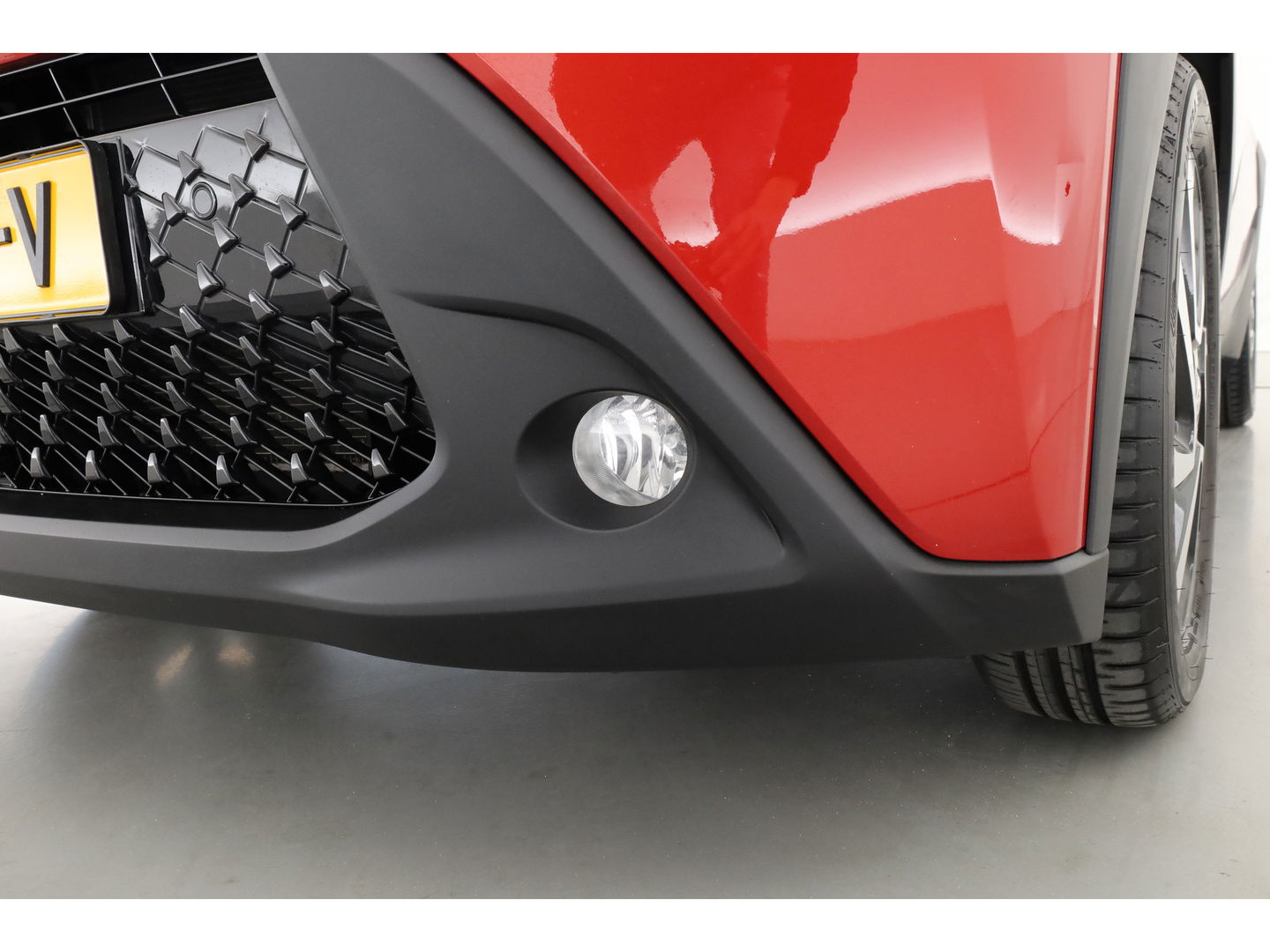 Toyota Aygo X 1.0 VVT-i MT Envy | Adapt. Cruise | Keyless | Apple CarPlay & Android Auto | Camera+PDC | Stoelverw. | DAB