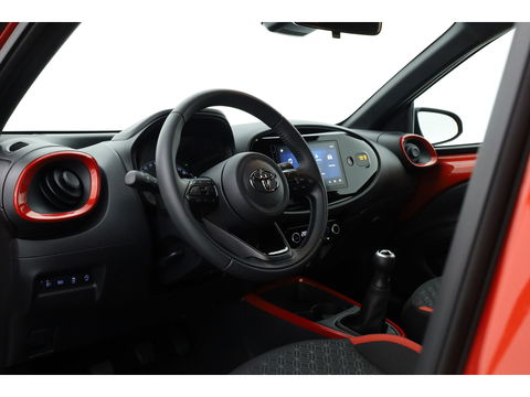 Toyota Aygo X 1.0 VVT-i MT Envy | Adapt. Cruise | Keyless | Apple CarPlay & Android Auto | Camera+PDC | Stoelverw. | DAB