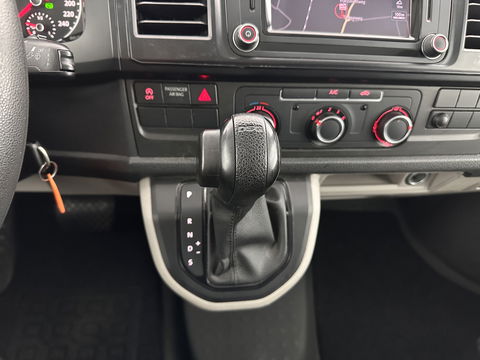 Volkswagen Transporter 2.0 TDI L1H2 Comfortline *NAVI-FULLMAP | AIRCO | CRUISE | CAMERA | INVENTER | DAB | PARKINGHEATER | COMFORTSEATS | PDC | TOWBAR*