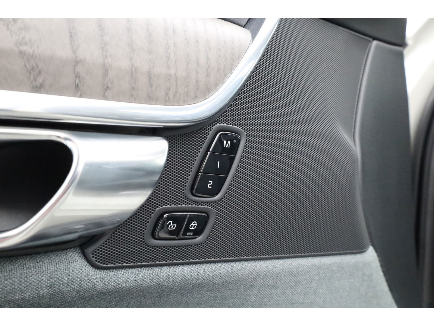 Volvo V90 2.0 T6 AWD Business Pro | Pano | Elek. Trekhaak | Adapt. Cruise | 4x Stoelverw. | Memory | Camera | Keyless | 18''