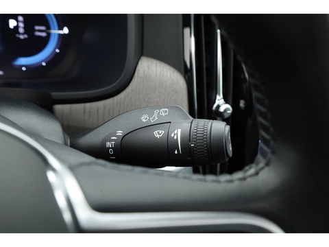 Volvo V90 2.0 T6 AWD Business Pro | Pano | Elek. Trekhaak | Adapt. Cruise | 4x Stoelverw. | Memory | Camera | Keyless | 18''