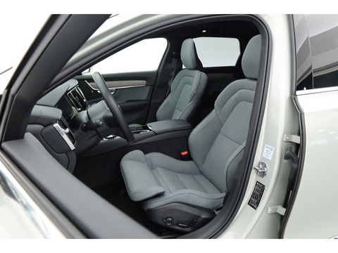 Volvo V90 2.0 T6 AWD Business Pro | Pano | Elek. Trekhaak | Adapt. Cruise | 4x Stoelverw. | Memory | Camera | Keyless | 18''