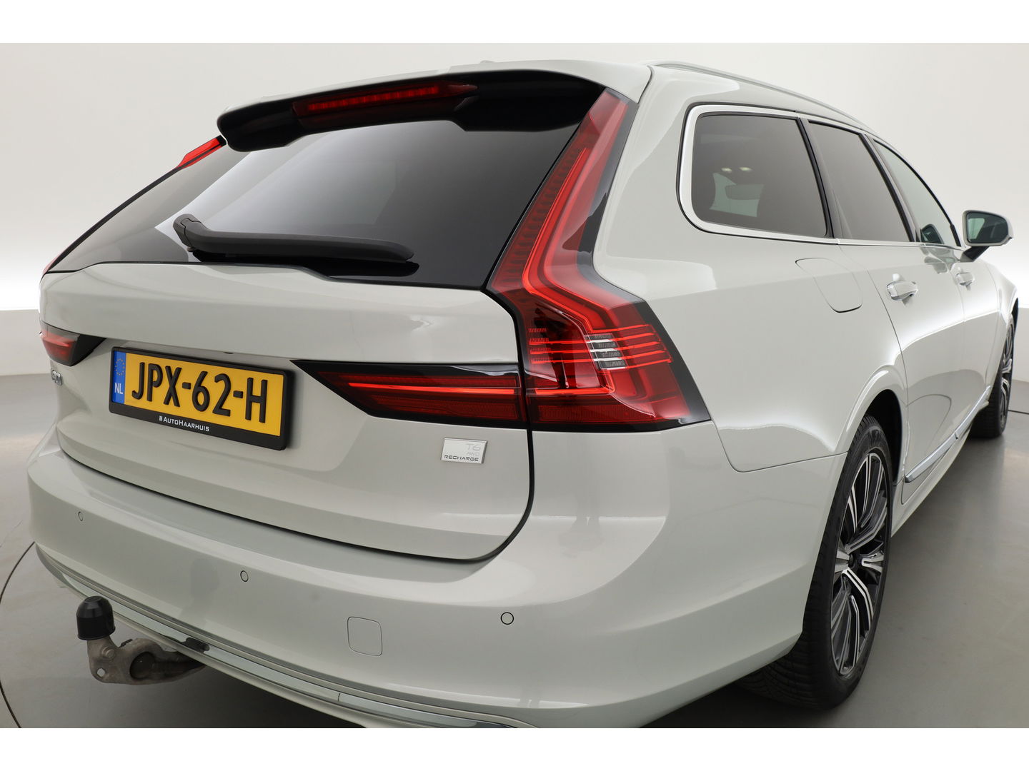 Volvo V90 2.0 T6 AWD Business Pro | Pano | Elek. Trekhaak | Adapt. Cruise | 4x Stoelverw. | Memory | Camera | Keyless | 18''