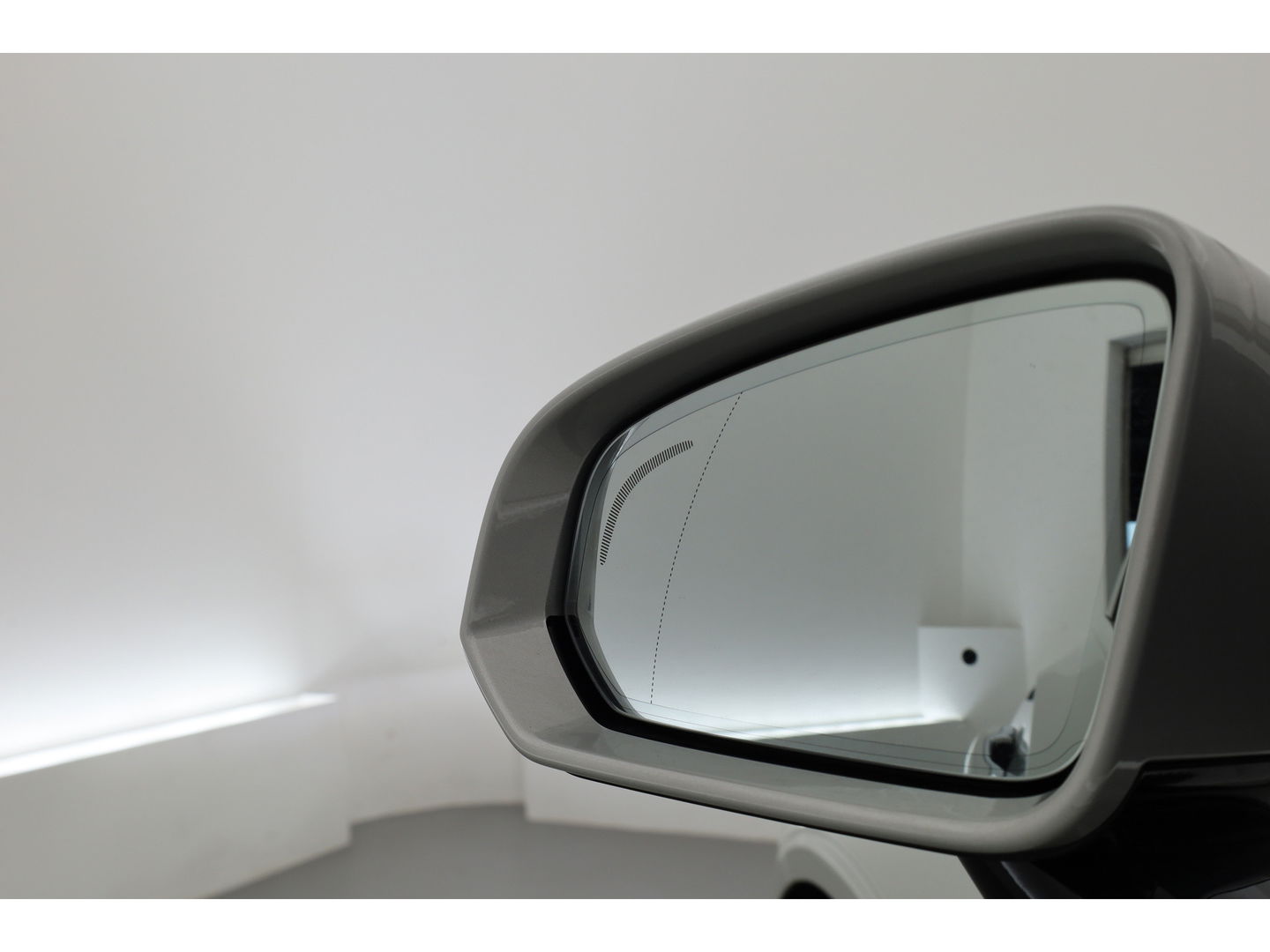 Volvo V90 2.0 T6 AWD Business Pro | Pano | Elek. Trekhaak | Adapt. Cruise | 4x Stoelverw. | Memory | Camera | Keyless | 18''