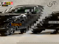 Peugeot 2008 - 1.2 PureTech Sport (APPLE CARPLAY, NAVIGATIE, PARKEERSENSOREN, SPORTSTOELEN, CRUISE, LM VELGEN, NIEUWE APK, NIEUWSTAAT)