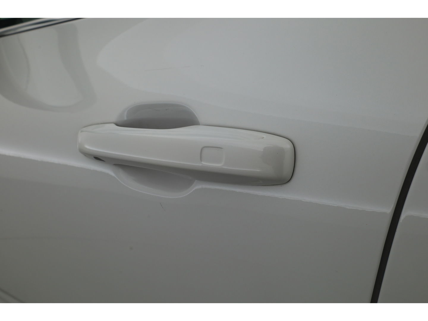 Volvo XC60 2.0 T6 Plug-in hybrid AWD Plus Bright | Luchtvering | pano | H&K Audio | ACC | Blis | 360 Camera | Mem stoelen |