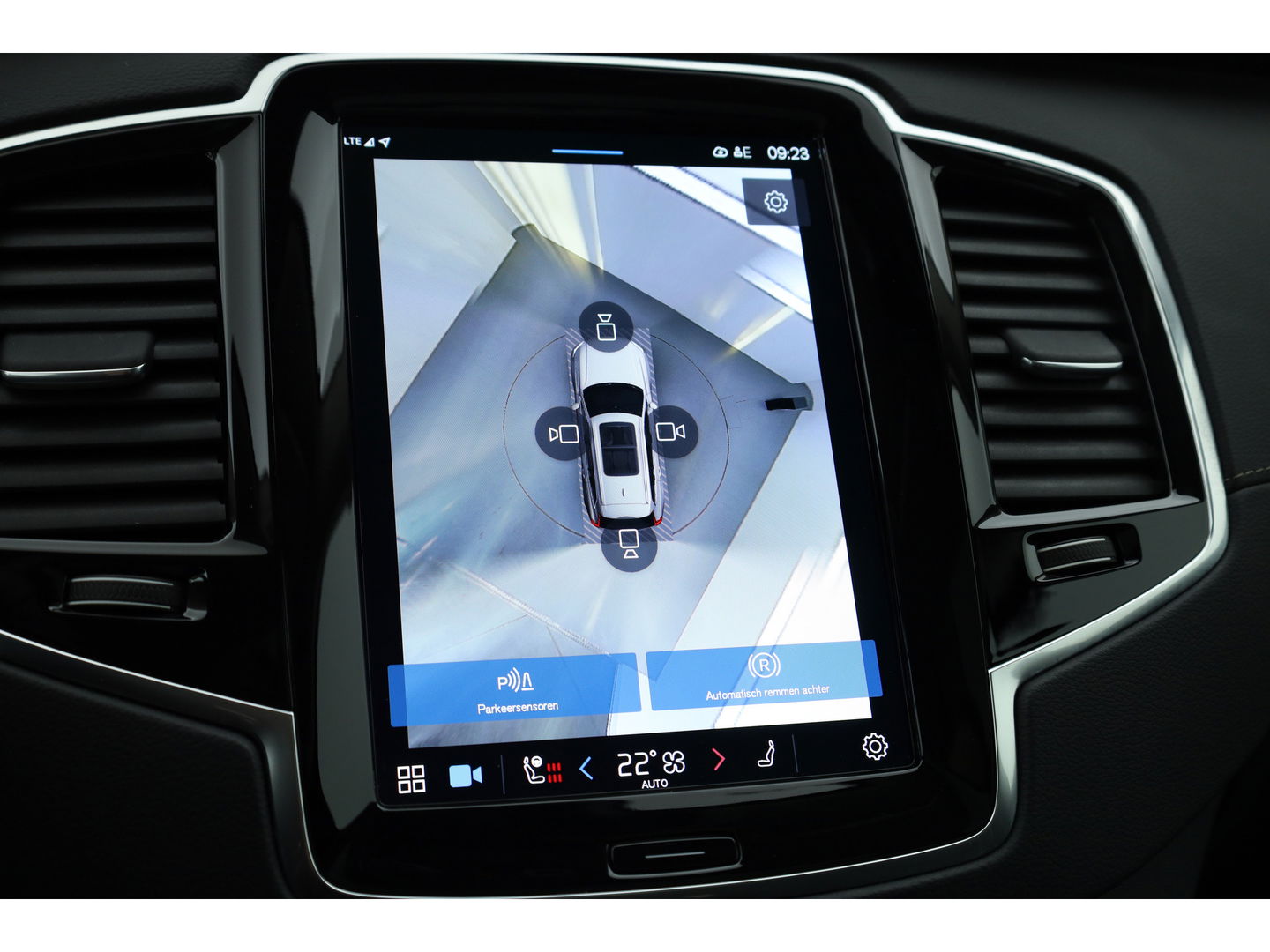 Volvo XC90 2.0 T8 Recharge AWD Ultimate Bright | Trekhaak | Head-up | 360 cam | Pano | ACC | H&K audio | Mem stoelen |