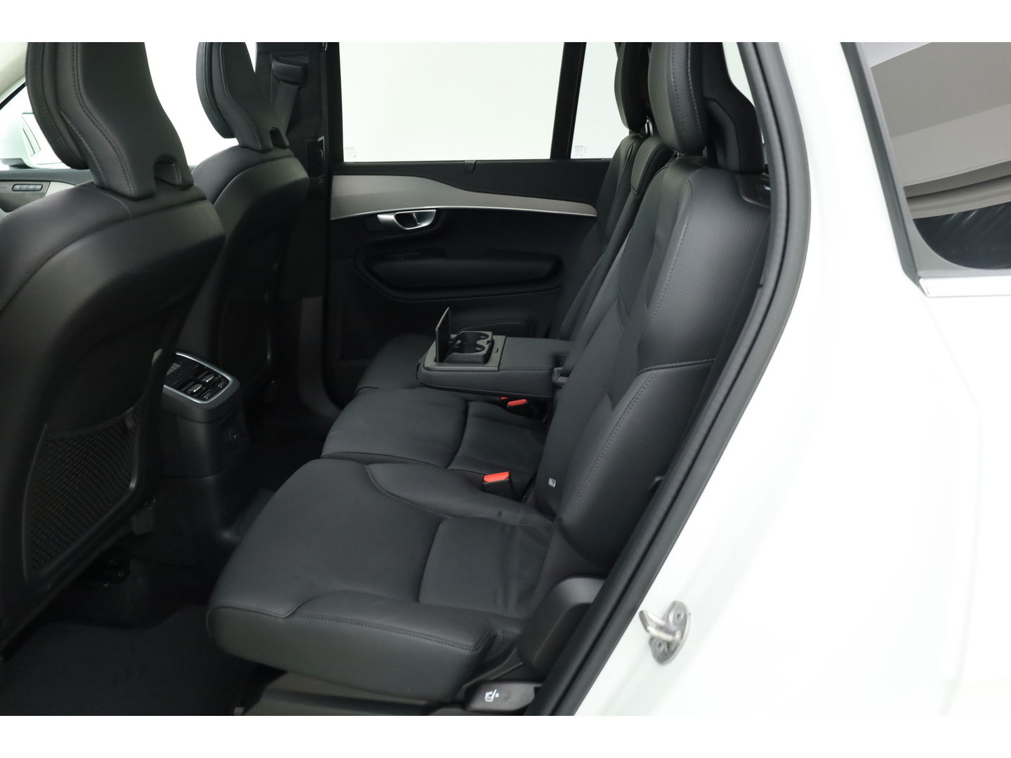 Volvo XC90 2.0 T8 Recharge AWD Ultimate Bright | Trekhaak | Head-up | 360 cam | Pano | ACC | H&K audio | Mem stoelen |