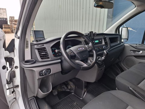 Ford Transit Custom 340 2.0 TDCI L1H2 Limited AIRCO / CRUISE CONTROLE / EURO 6 / TREKHAAK / L1H1