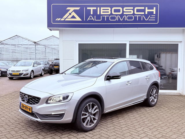 Volvo V60 - Cross Country D4 EURO 6 AUT Schuifdak Adapt Cruise