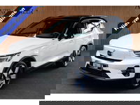 Volvo XC40 - Recharge 70 kWh Panodak Leer Harman K Navi Camera Elektr. trekhaak Elektr. bedienbare achterklep Memory seats Sfeerverlichting Stuurverwarming Stoelverwarming PDC LM velgen BTW auto!