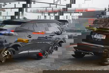 Peugeot 2008 - 1.2 PureTech Allure | ACC | LED | 360