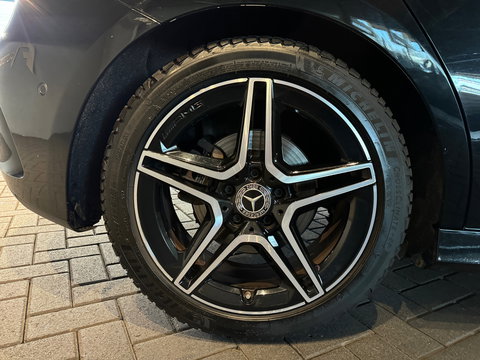 Mercedes-Benz A-Klasse 220 Premium Plus Pano|Night|Sfeer|Camera