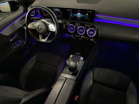 Mercedes-Benz A-Klasse 220 Premium Plus Pano|Night|Sfeer|Camera