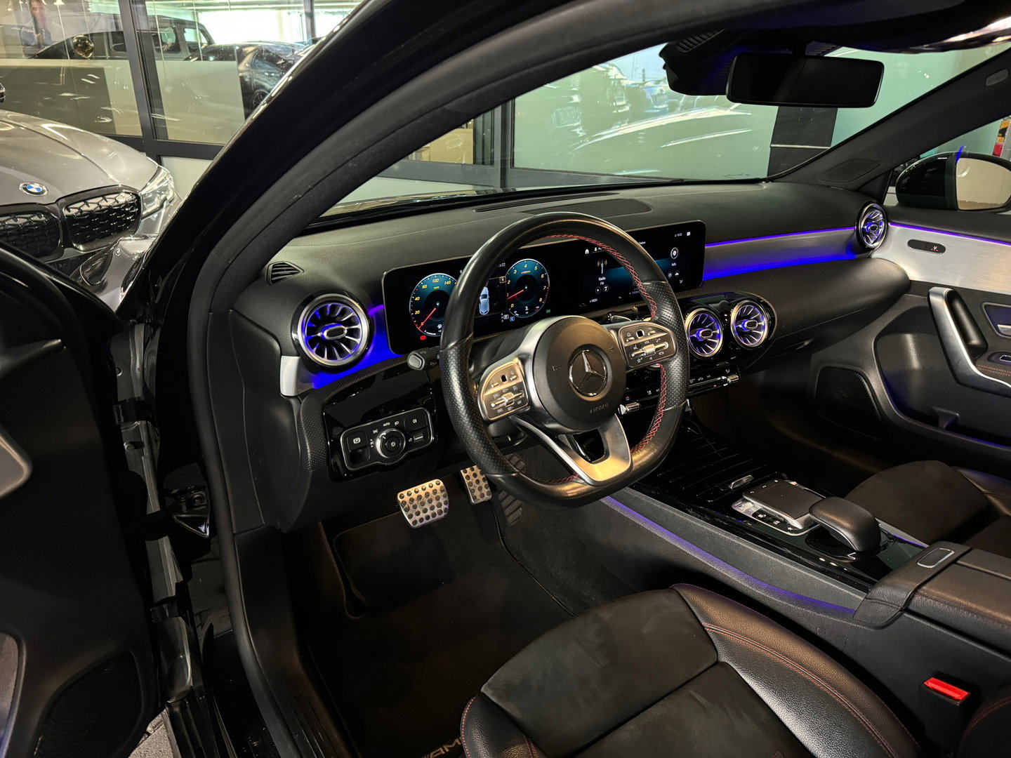 Mercedes-Benz A-Klasse 220 Premium Plus Pano|Night|Sfeer|Camera