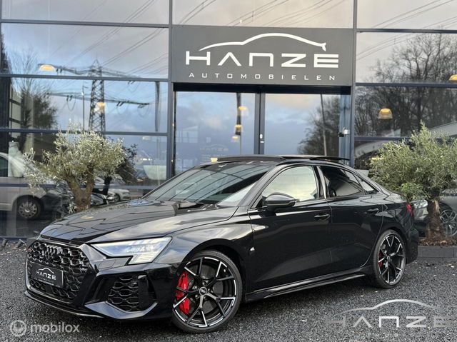 Audi RS3 - 2.5 TFSI quattro|Pano|Keramisch|B&O|HUD|RS Stoelen