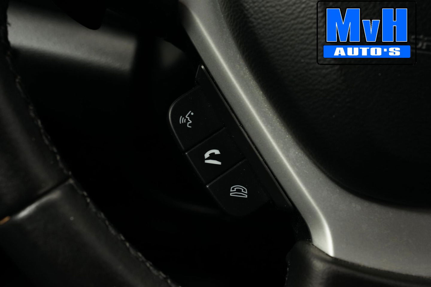 Suzuki S-Cross 1.0 Boosterjet Exclusive|TREKH|LED|CAMERA|NAP