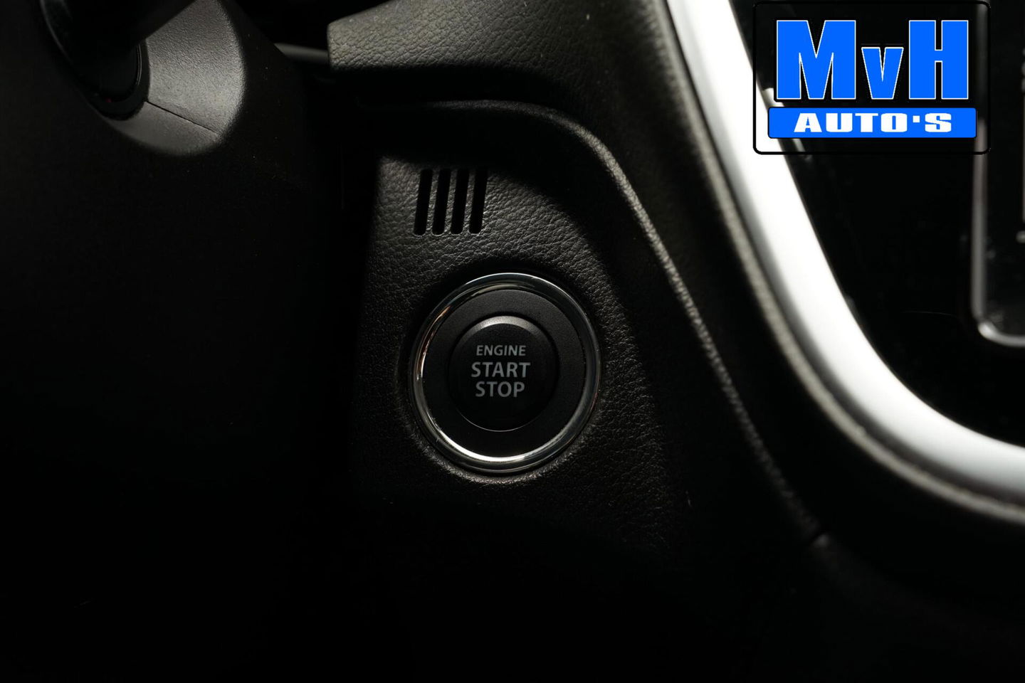 Suzuki S-Cross 1.0 Boosterjet Exclusive|TREKH|LED|CAMERA|NAP