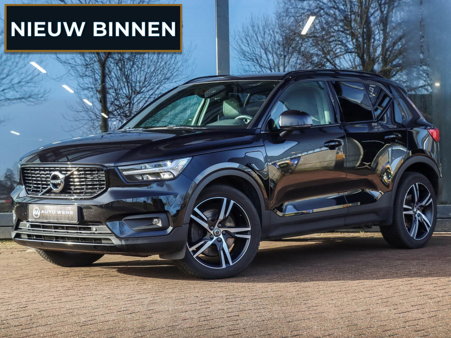 Volvo XC40 1.5 T4 Recharge R-Design 211pk | Volleder zwart | Stoel-Stuurwielverwarming