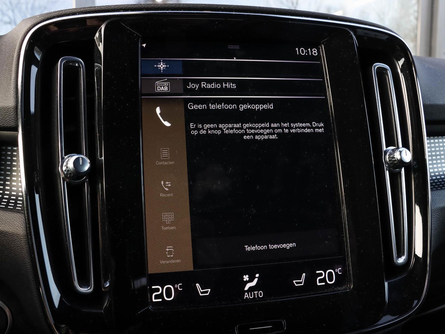 Volvo XC40 1.5 T4 Recharge R-Design 211pk | Volleder zwart | Stoel-Stuurwielverwarming