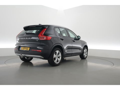 Volvo XC40 1.5 T3 Momentum | Pano-dak | Trekhaak | Navi | Cruise | PDC voor + achter |