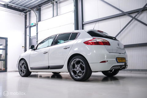 Renault Mégane 2.0 TCe GT 180 pk | Uniek | NAP NL auto | Hot Hatch | A-Z onderhouden | Xenon | RS |