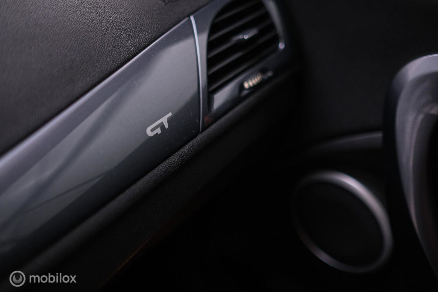 Renault Mégane 2.0 TCe GT 180 pk | Uniek | NAP NL auto | Hot Hatch | A-Z onderhouden | Xenon | RS |