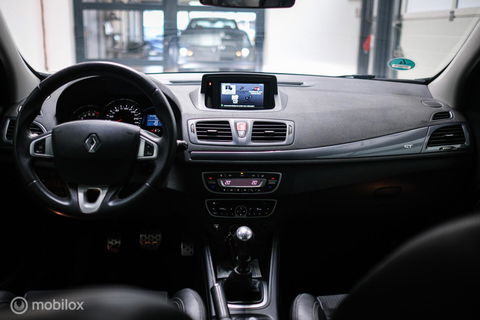 Renault Mégane 2.0 TCe GT 180 pk | Uniek | NAP NL auto | Hot Hatch | A-Z onderhouden | Xenon | RS |