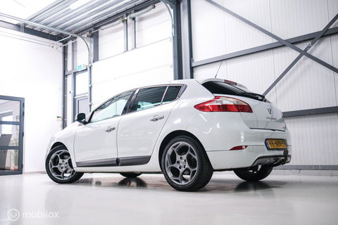 Renault Mégane 2.0 TCe GT 180 pk | Uniek | NAP NL auto | Hot Hatch | A-Z onderhouden | Xenon | RS |