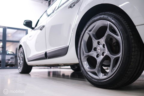 Renault Mégane 2.0 TCe GT 180 pk | Uniek | NAP NL auto | Hot Hatch | A-Z onderhouden | Xenon | RS |