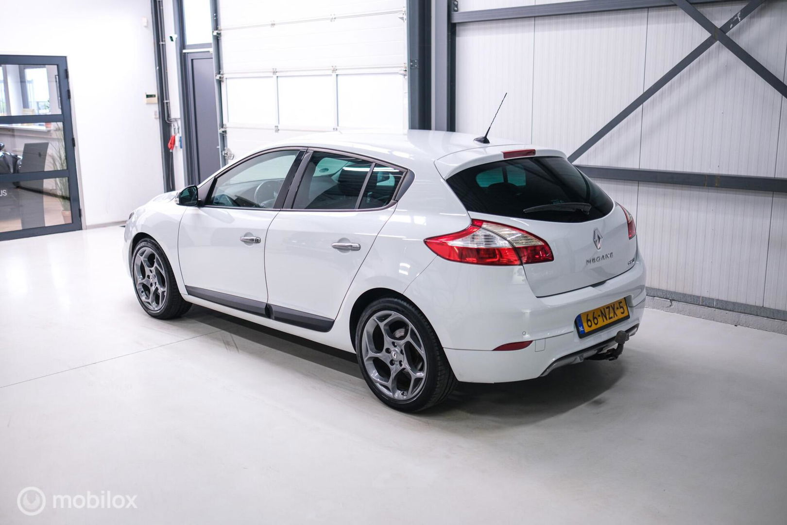 Renault Mégane 2.0 TCe GT 180 pk | Uniek | NAP NL auto | Hot Hatch | A-Z onderhouden | Xenon | RS |