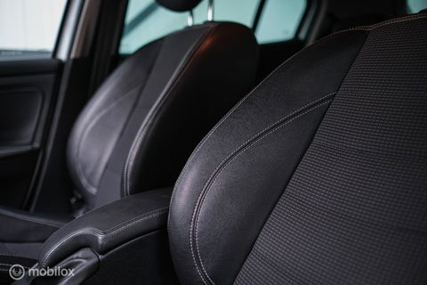 Renault Mégane 2.0 TCe GT 180 pk | Uniek | NAP NL auto | Hot Hatch | A-Z onderhouden | Xenon | RS |