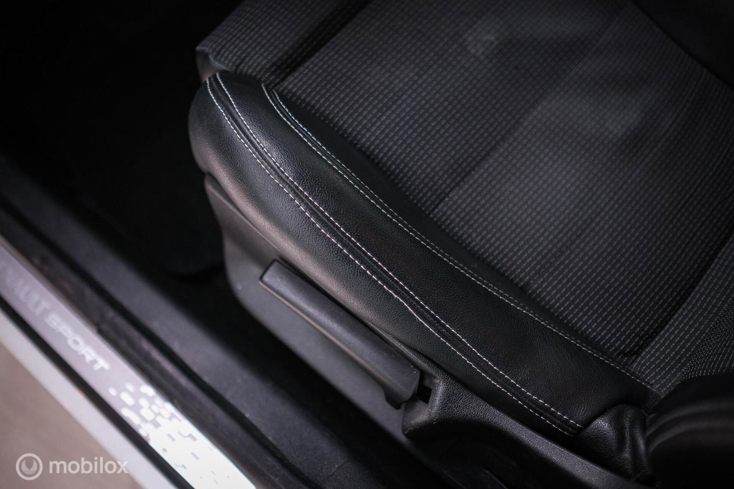 Renault Mégane 2.0 TCe GT 180 pk | Uniek | NAP NL auto | Hot Hatch | A-Z onderhouden | Xenon | RS |