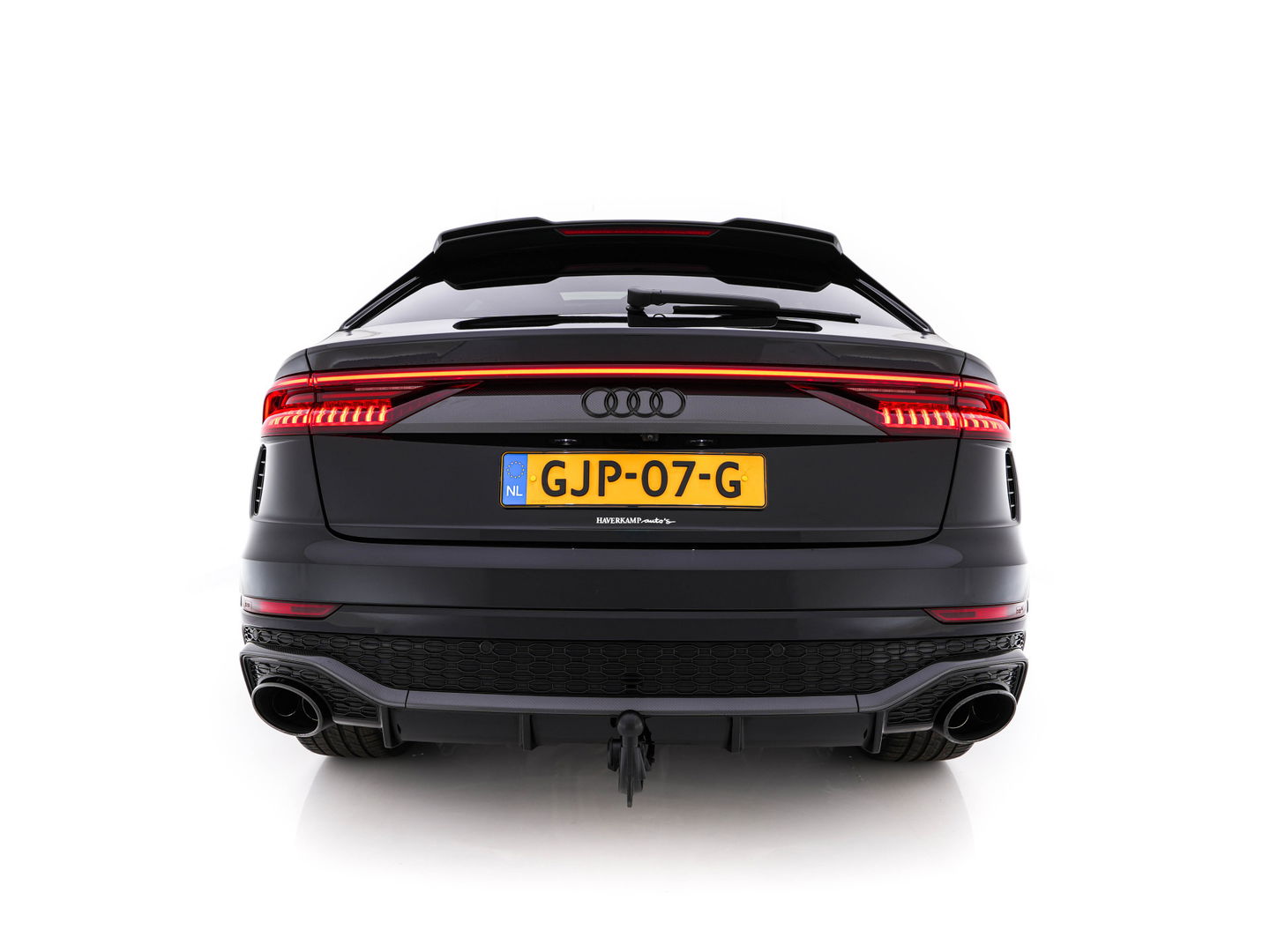 Audi RS Q8 4.0 TFSI quattro *MILLTEK | CERAMIC-BRAKES | PANO | HEAD-UP | CARBON-PACK | LEATHER | MEMORY-PACK | 4-WHEEL-STEERING | AIR-SUSPENSION | BANG&OLFUSEN | ADAPTIVE-CRUISE | BLINDSPOT | TOP-VIEW | SOFT-CLOSE | NIG