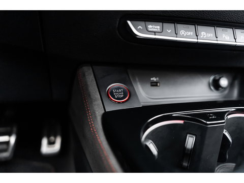 Audi RS5 SPORTBACK 2.9 TFSI Quattro Competition Kuipstoelen