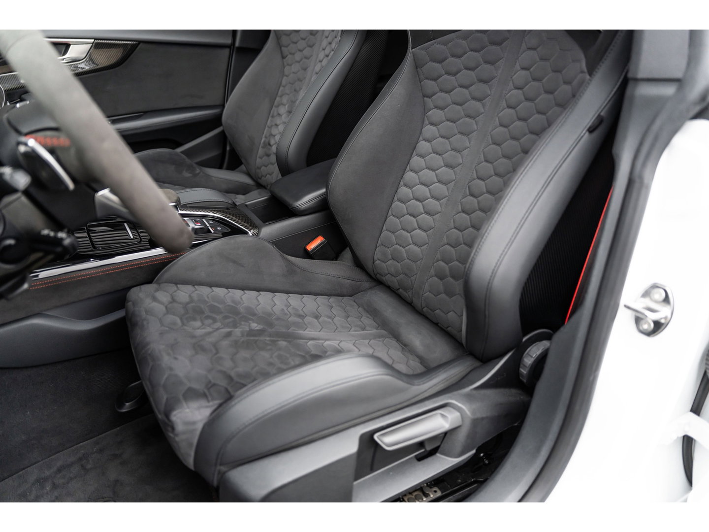 Audi RS5 SPORTBACK 2.9 TFSI Quattro Competition Kuipstoelen