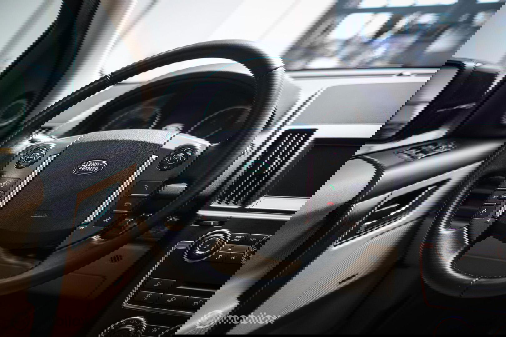 Land Rover Freelander 2.2 SD4 HSE | Dealer oh | Nieuwe D-riem | NL auto NAP | LED | 2013 | Cruise | Leder | Memory | Panoramadak |