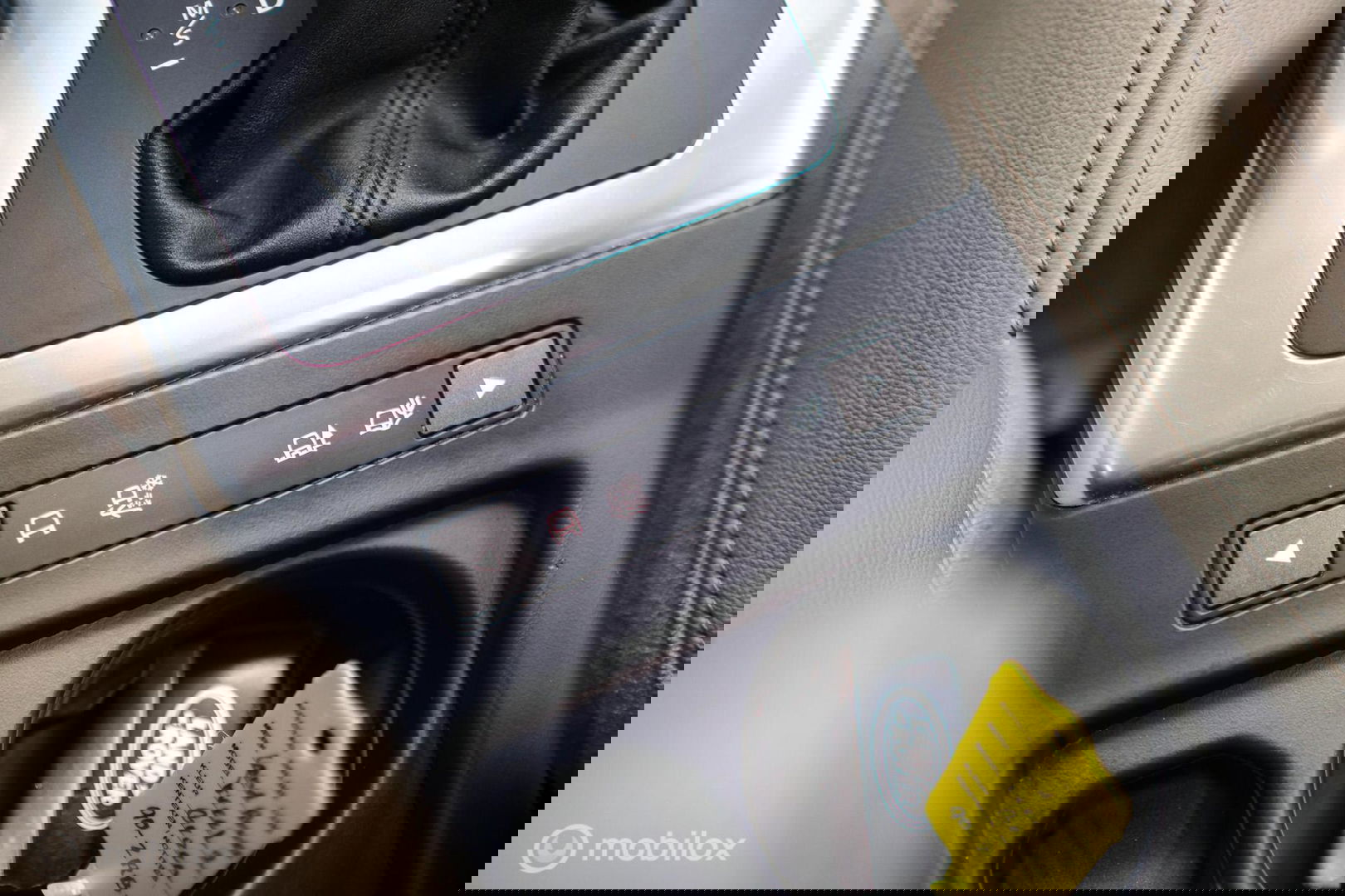 Land Rover Freelander 2.2 SD4 HSE | Dealer oh | Nieuwe D-riem | NL auto NAP | LED | 2013 | Cruise | Leder | Memory | Panoramadak |