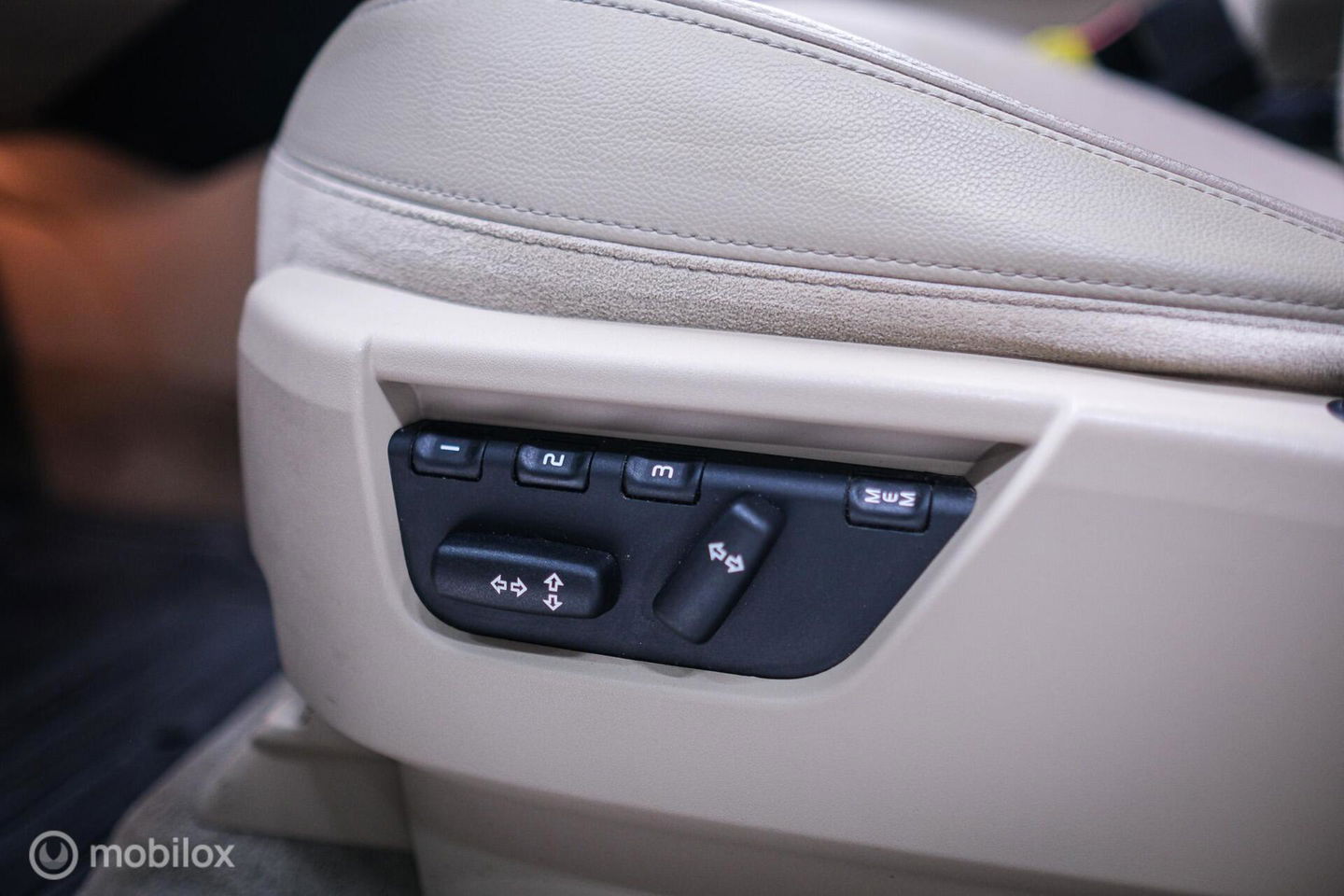 Land Rover Freelander 2.2 SD4 HSE | Dealer oh | Nieuwe D-riem | NL auto NAP | LED | 2013 | Cruise | Leder | Memory | Panoramadak |