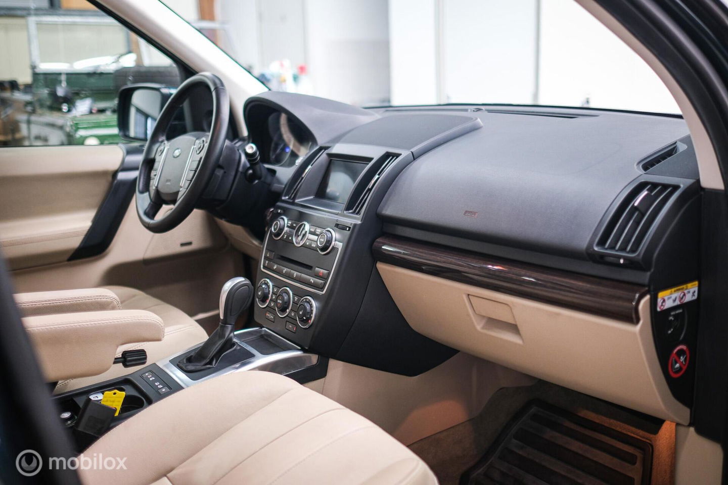 Land Rover Freelander 2.2 SD4 HSE | Dealer oh | Nieuwe D-riem | NL auto NAP | LED | 2013 | Cruise | Leder | Memory | Panoramadak |