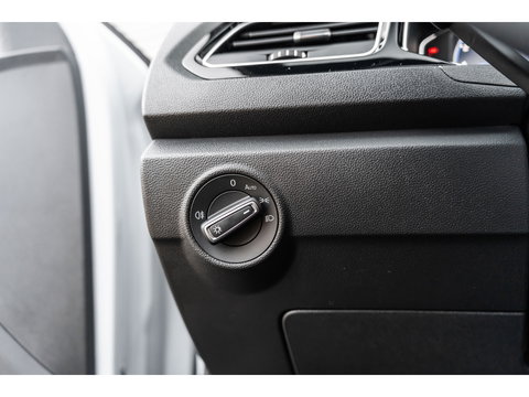 Volkswagen T-Roc 2.0 TSI 4Motion R PANO AKRA KEYLESS LEDER