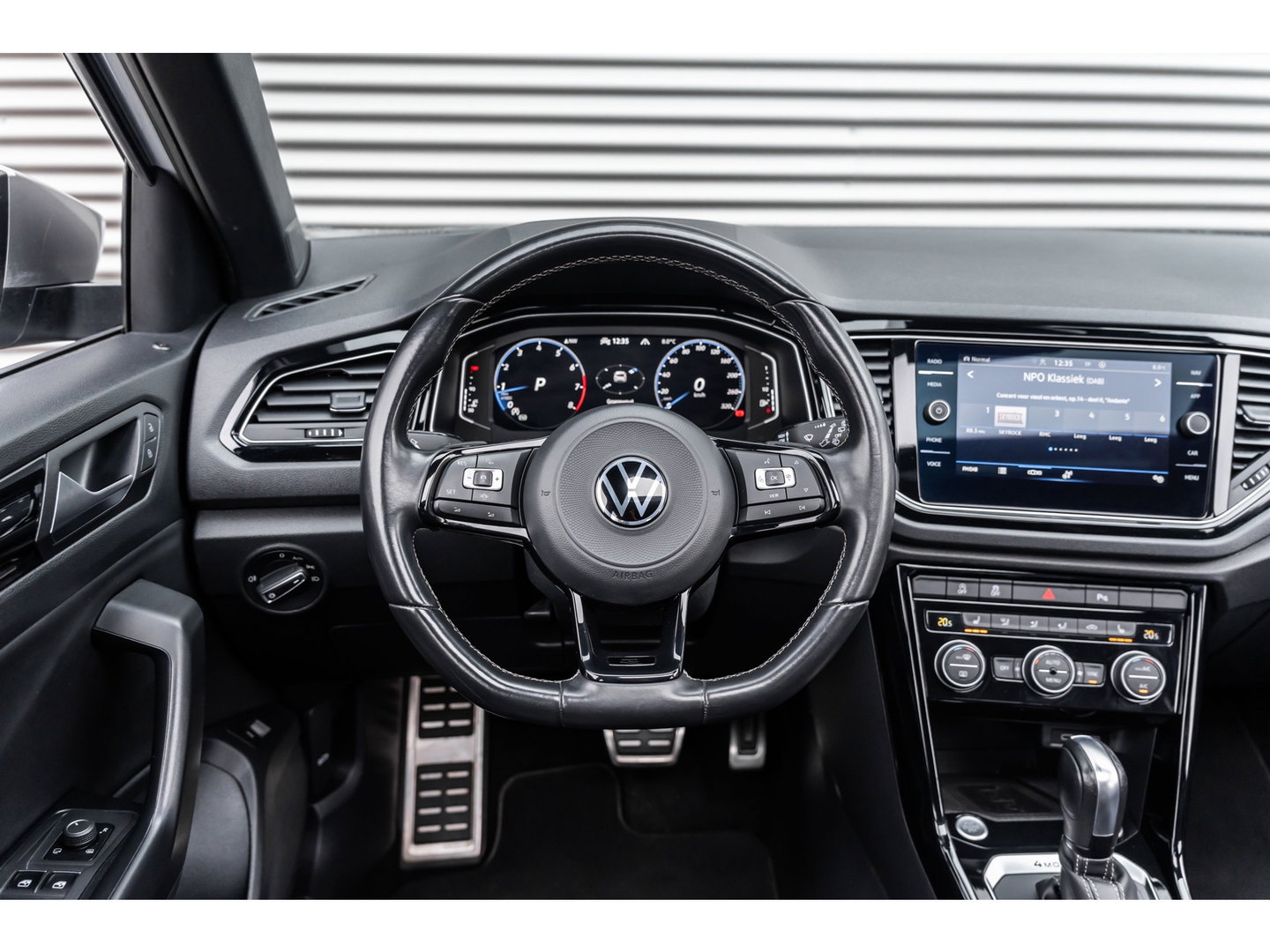 Volkswagen T-Roc 2.0 TSI 4Motion R PANO AKRA KEYLESS LEDER