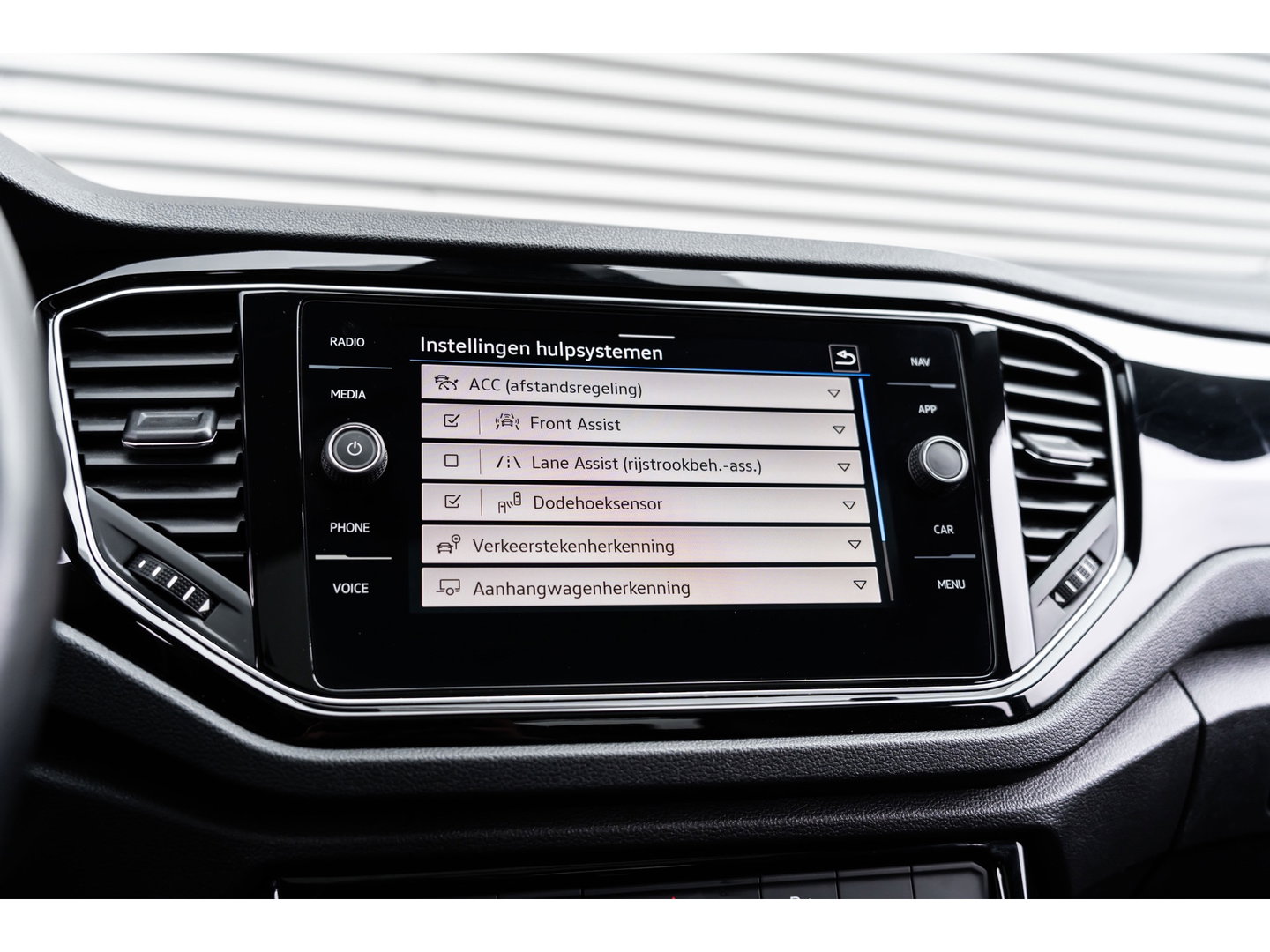 Volkswagen T-Roc 2.0 TSI 4Motion R PANO AKRA KEYLESS LEDER