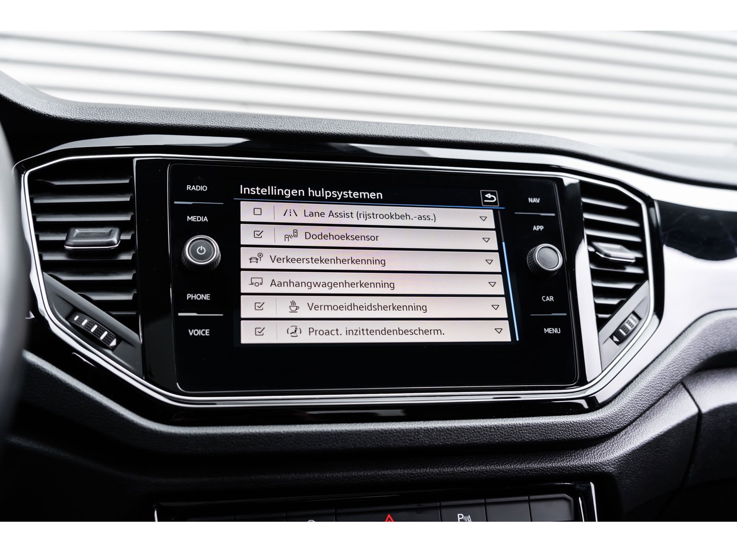 Volkswagen T-Roc 2.0 TSI 4Motion R PANO AKRA KEYLESS LEDER