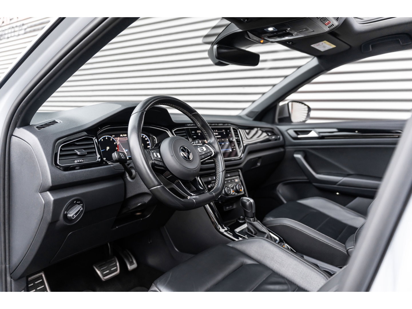 Volkswagen T-Roc 2.0 TSI 4Motion R PANO AKRA KEYLESS LEDER