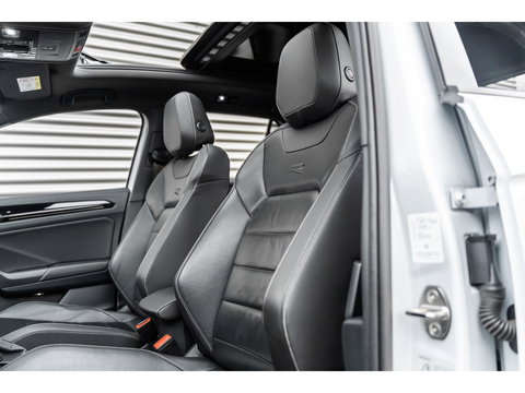 Volkswagen T-Roc 2.0 TSI 4Motion R PANO AKRA KEYLESS LEDER